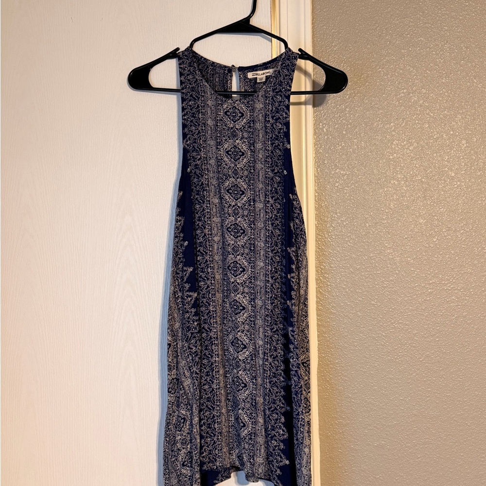 Billabong Blue and White Patterned Top